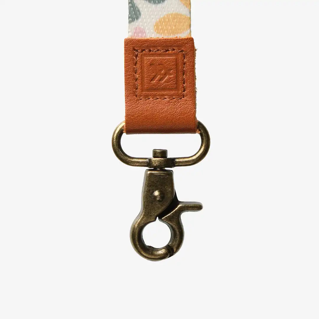 Amelia - Wristlet Keychain